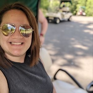 Meet your Posher, Kayla